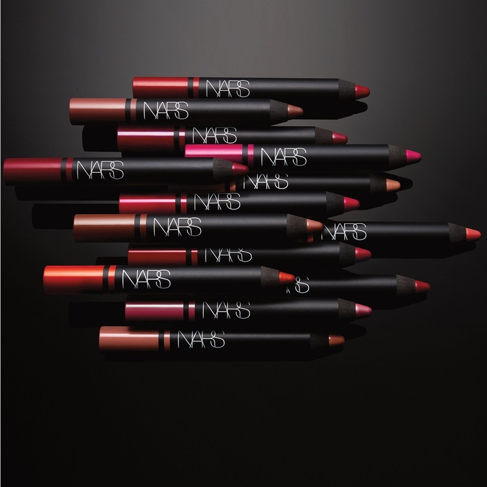 NARS Velvet Matte Lip Pencil Cruella - Picture 13 of 14